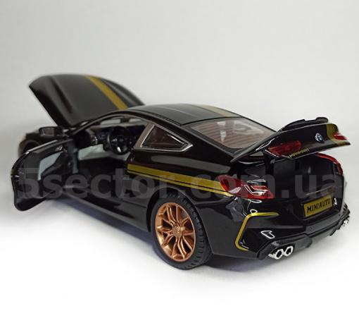 Метална кола с отварящи се врати капаци светлини и звуци BMW M8 Competition Manhart 1:24 - черна — снимка 3