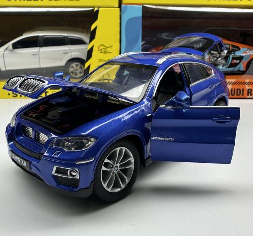 Метална кола с отварящи се врати и капаци BMW X6 1:24 — снимка 2