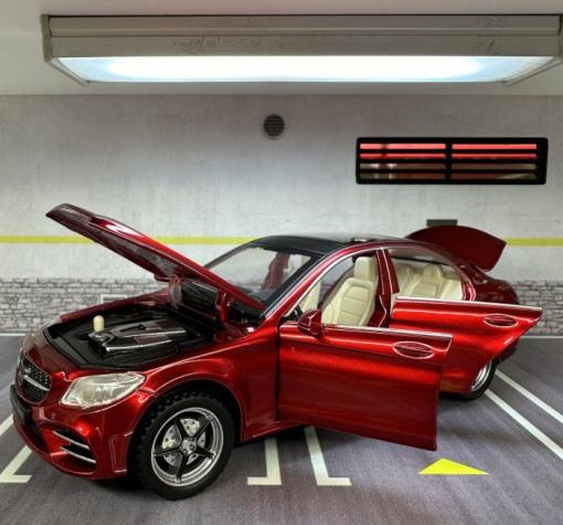 Метална кола Mercedes-Benz C260 с отварящи се врати капаци светлини и звуци 1:32 — снимка 2