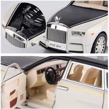 Метална кола с отварящи се врати капаци светлини и звуци Rolls-Royce Phantom 1:24