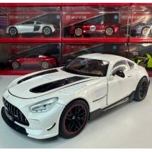 Метална кола с отварящи се врати капаци светлини и звуци Mercedes-AMG GT 1:18