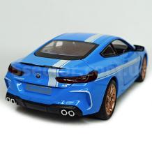 Метална кола с отварящи се врати капаци светлини и звуци BMW M8 Competition Manhart 1:24 - синя