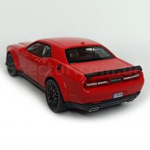 Метална кола с отварящи се врати капаци светлини и звуци Dodge Charger Challenger Hellcat 1:32