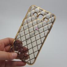 Силиконов калъф / гръб / TPU 3D за Samsung Galaxy J3 / Galaxy J3 2016 J320 - прозрачен със златист кант / ромб