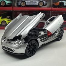 Метална кола с отварящи се врати, светлини и звуци Mercedes SLR McLaren 1:24