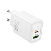Универсално зарядно устройство / адаптер / HOCO N61 220V 20W / Type-C / USB Port - бяло