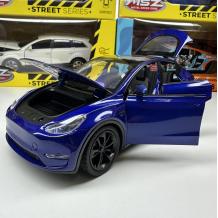 Метална кола с отварящи се врати светлини и звуци Tesla Model Y - 1:24