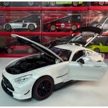 Метална кола с отварящи се врати капаци светлини и звуци Mercedes-AMG GT 1:18