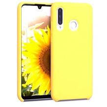 Луксозен силиконов гръб Silicone Cover за Huawei P30 Lite - жълт