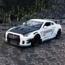 Метална кола с отварящи се врати капаци светлини и звуци Nissan Skyline GTR R35 1:24