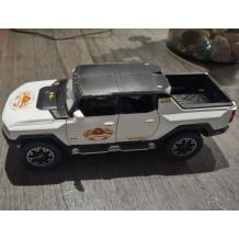 Метален Джип с отварящи се врати капаци светлини и звуци GMC Hummer EV 1:24