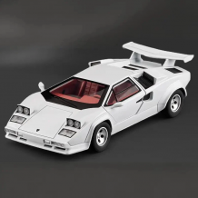 Метална кола с отварящи се врати светлини и звуци Lamborghini Countach LP500S 1:24