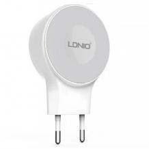 Оригинално зарядно устройство LDNIO A2269 220V с два USB порта 5V / 2.1A за Apple iPhone 5 / iPhone 5S / iPhone SE / iPhone 6 / iPhone 6 Plus / iPhone 7 - бяло 