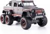 Метална кола с отварящи се врати капаци светлини и звуци Mercedes Benz G63 6x6 1:22