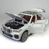 Метална кола с отварящи се врати капаци светлини и звуци BMW X5 1:24