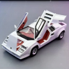 Метална кола с отварящи се врати светлини и звуци Lamborghini Countach LP500S 1:24